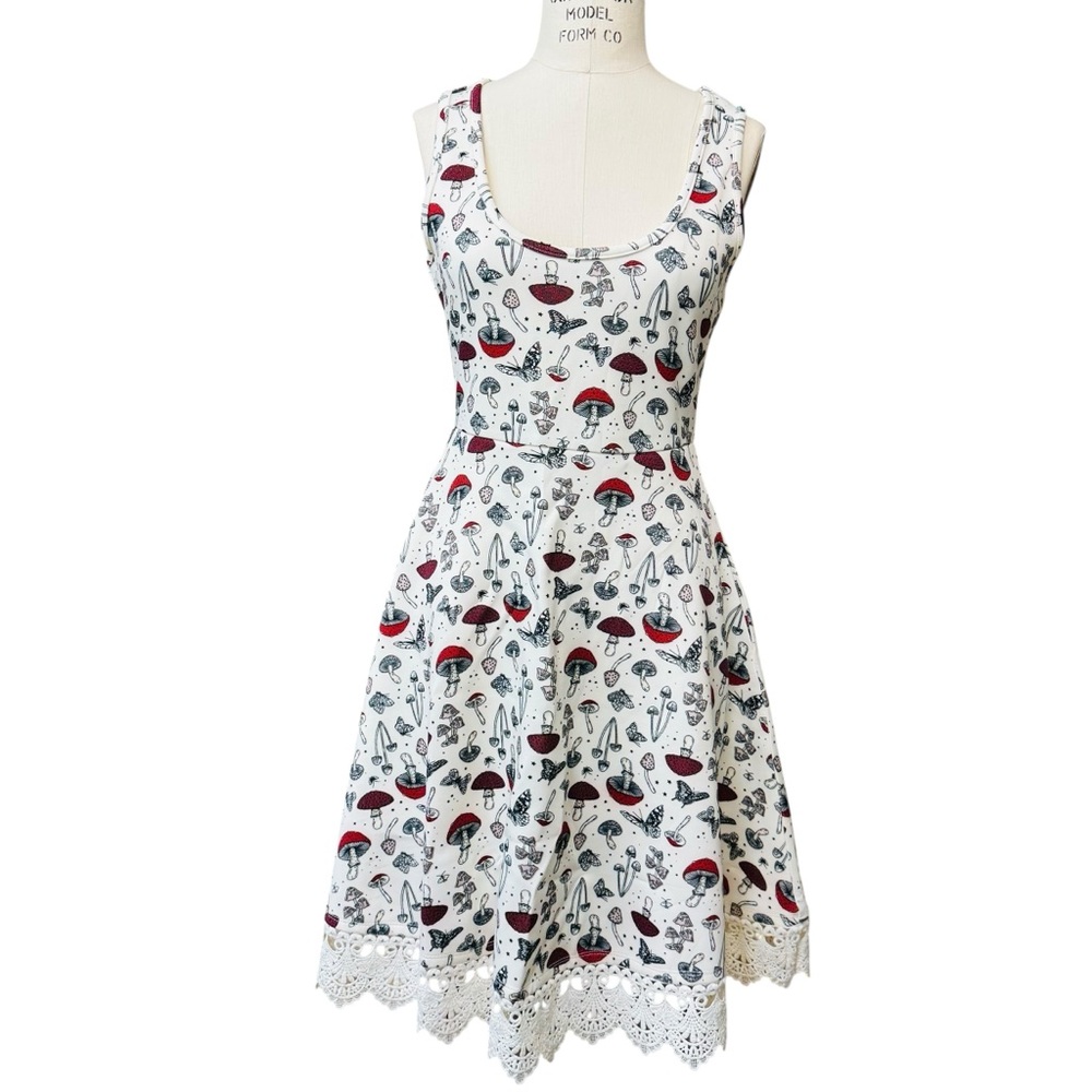 Hot Topic Mushroom Butterfly Fit Flare Dress Size S Crochet Lace Hem Pockets